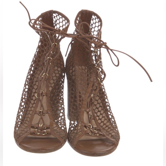 Gianvito Rossi Tan Lace-Up Heeled Gladiator Heels - 10 - Picture 11 of 13